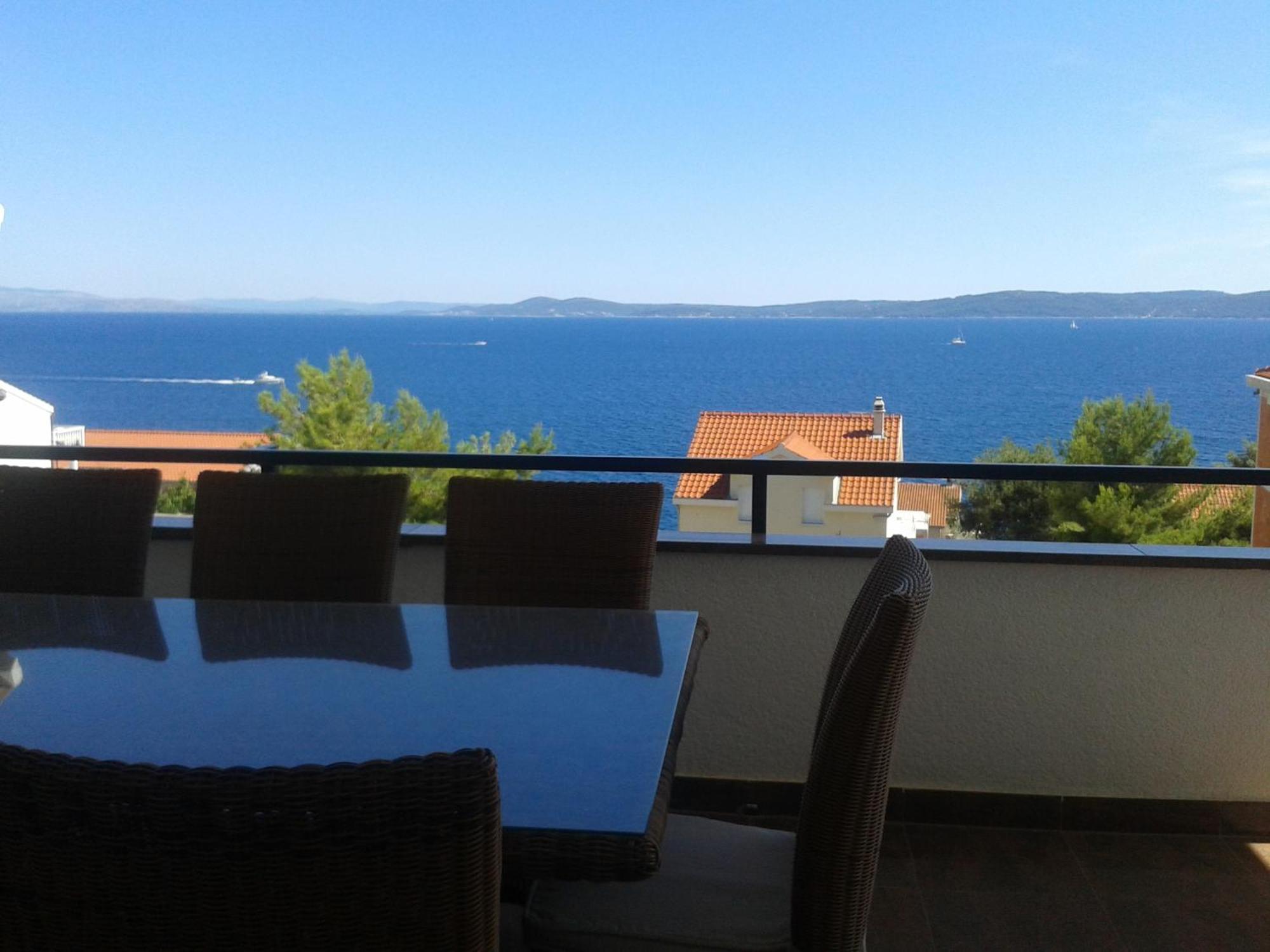 Apartmani Svalina - Seaview And 130M From Beach Τρογκίρ Εξωτερικό φωτογραφία