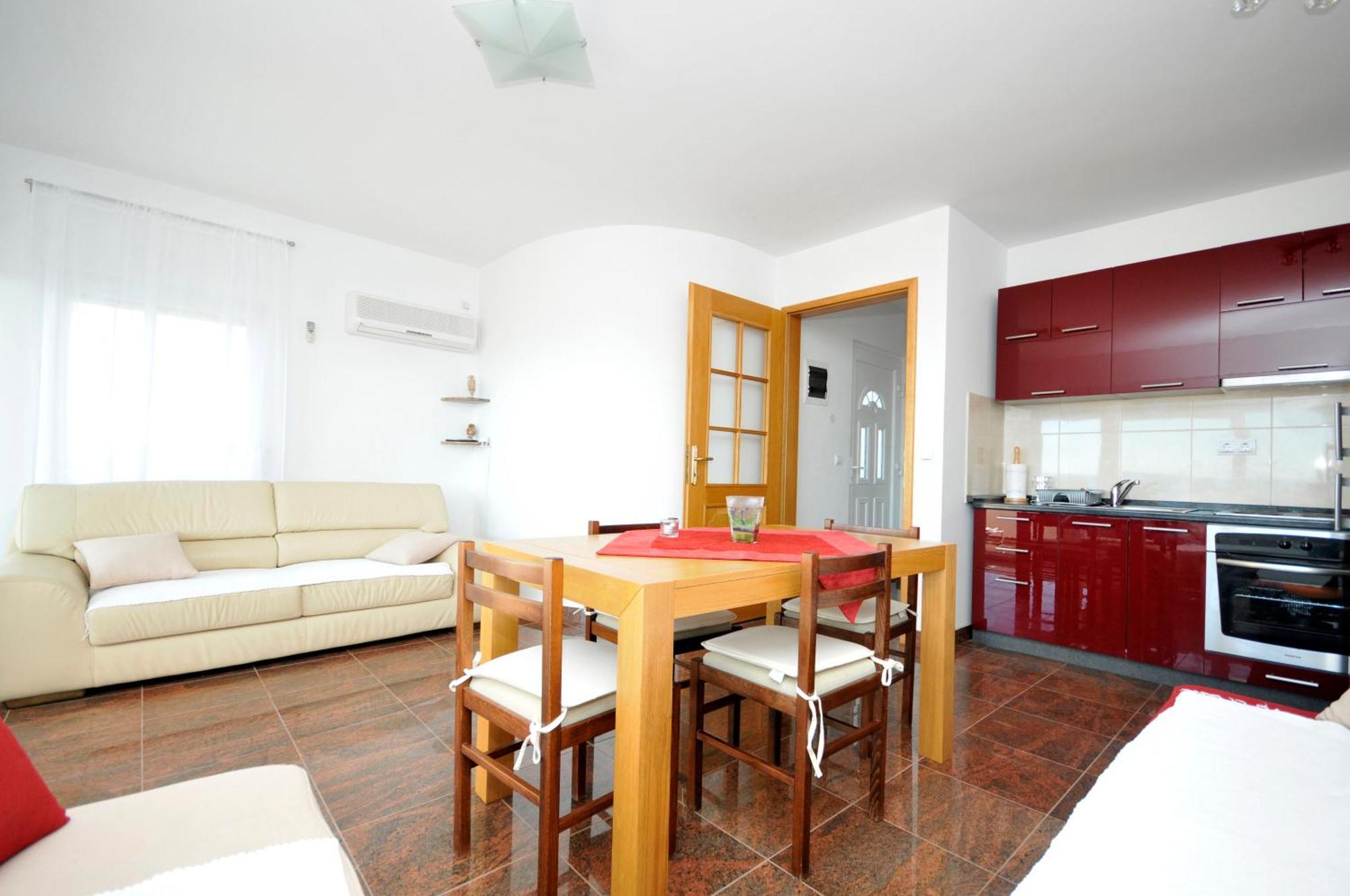 Apartmani Svalina - Seaview And 130M From Beach Τρογκίρ Εξωτερικό φωτογραφία