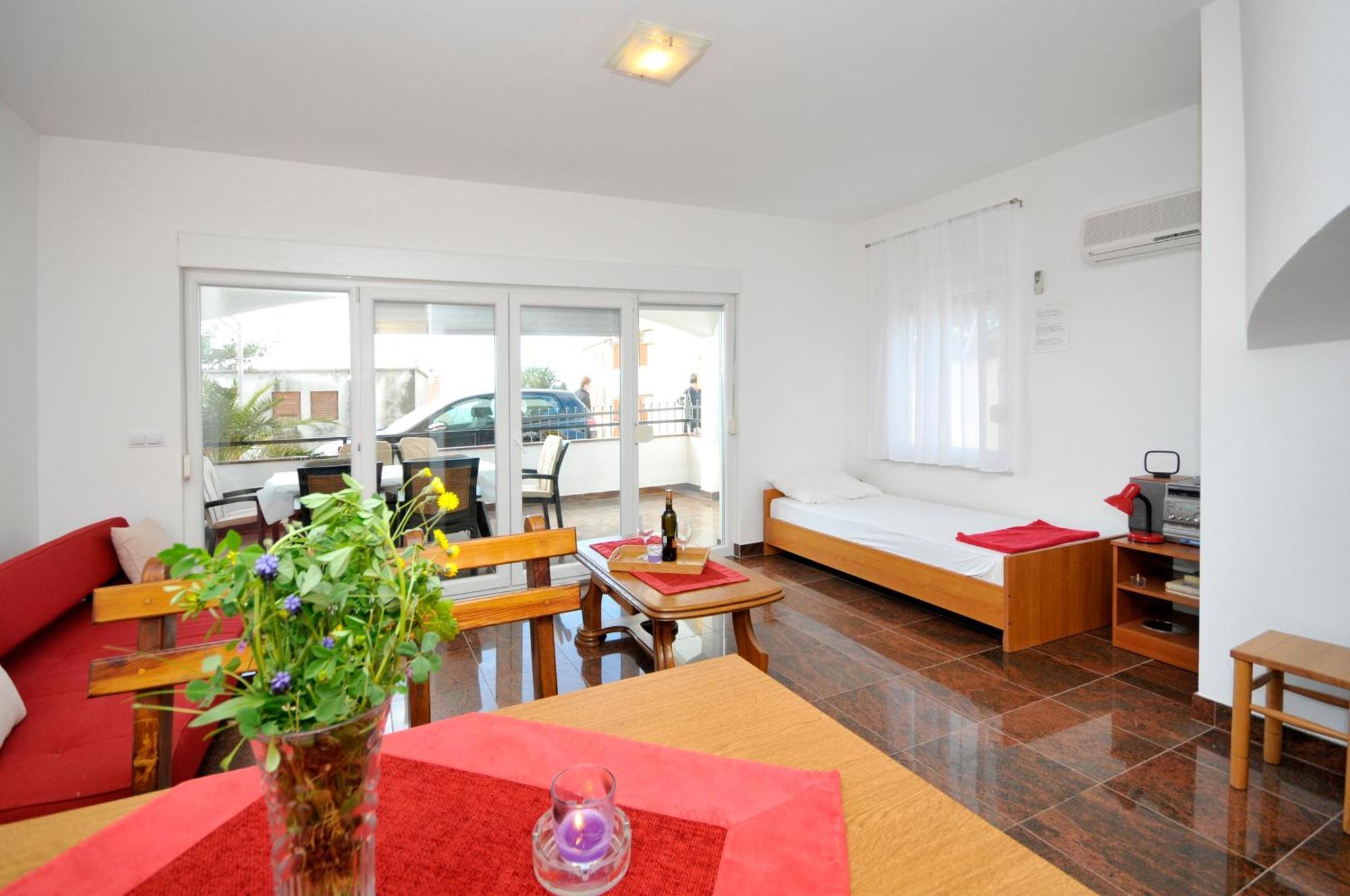 Apartmani Svalina - Seaview And 130M From Beach Τρογκίρ Εξωτερικό φωτογραφία
