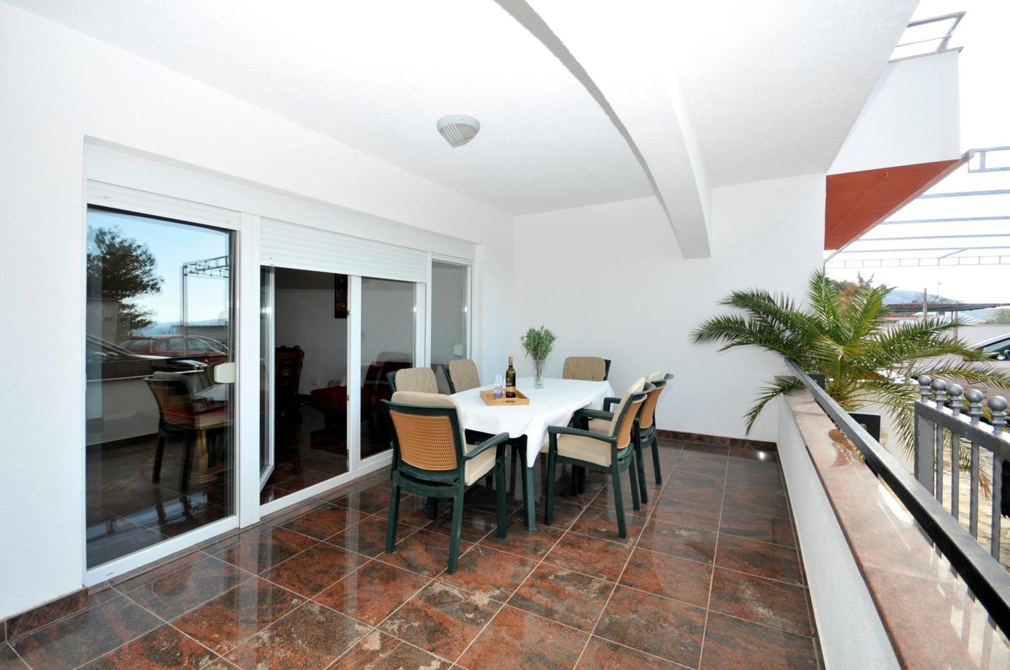 Apartmani Svalina - Seaview And 130M From Beach Τρογκίρ Εξωτερικό φωτογραφία