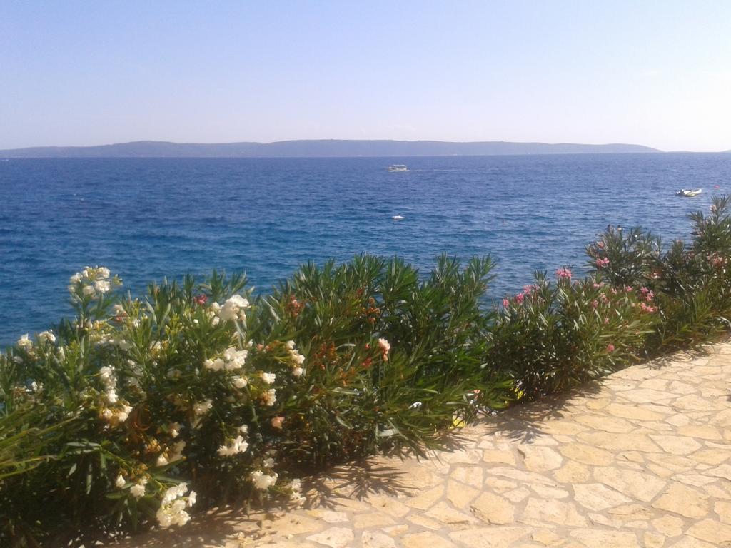 Apartmani Svalina - Seaview And 130M From Beach Τρογκίρ Εξωτερικό φωτογραφία